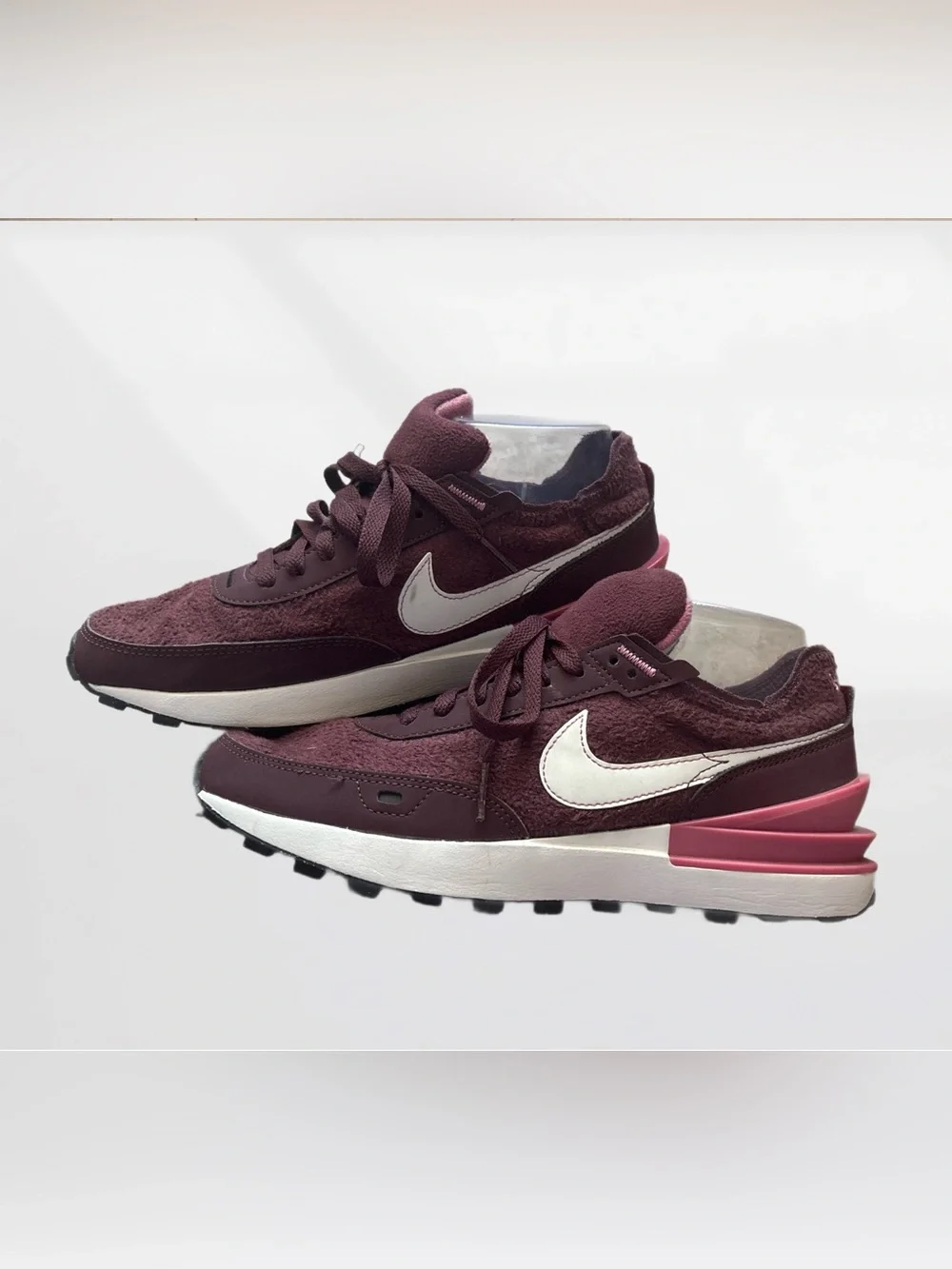 Nike Women’s Waffle One SE Maroon/White Athletic Sneaker w/Pink Accent  Size 8.5